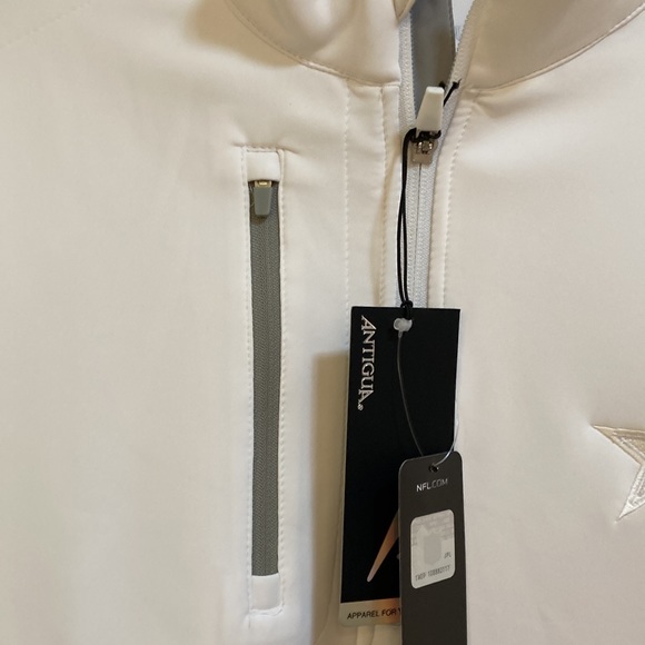 Antigua DALLAS COWBOYS STAR LOGO Generation 1/4 Zip W “ VICTORY” on back! ⭐️🏈 - Picture 3 of 7